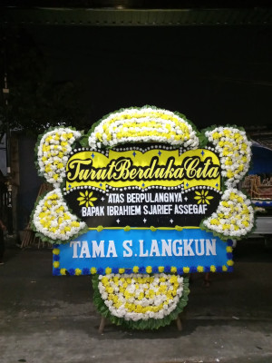 Papan Bunga Duka di Selagalas